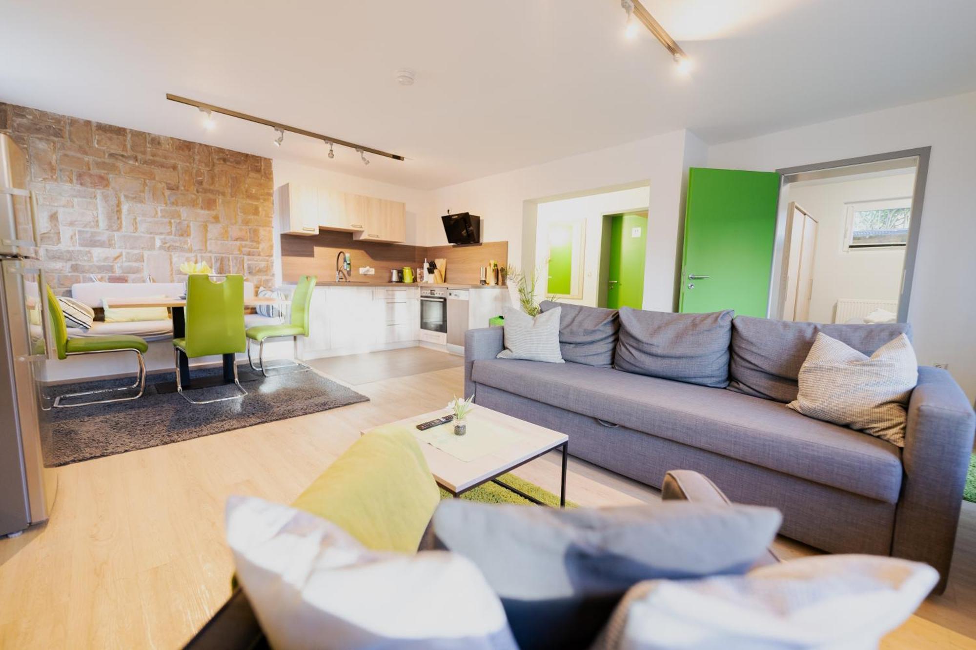 Ferienhaus Schoene Aussicht Ferienwohnung Gruen Hemfurth-Edersee Buitenkant foto